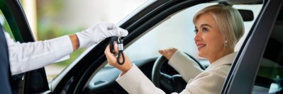 ¿Es bueno esperar a 2023 para comprar un coche o es mejor cerrar el año con la compra realizada?