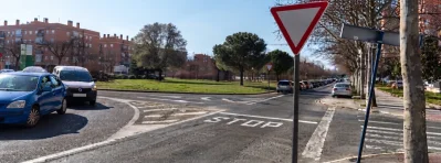 Señal de ceda el paso: qué te obliga a hacer, multa y diferencia con el STOP