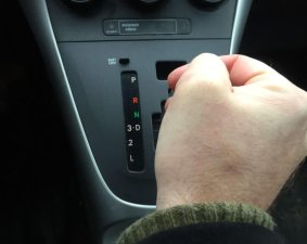Claves para conducir un coche automático