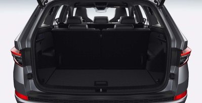 SKODA Kodiaq Sportline 2.0 TDI 150cv DSG interior trasera