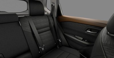 NISSAN X-Trail e-4ORCE N-Connecta interior trasera