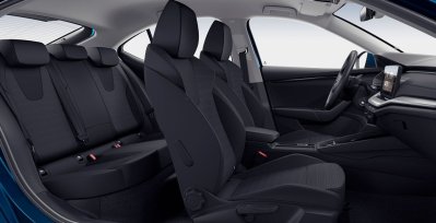 SKODA Octavia Ambition 2.0 TDI DSG interior perfil