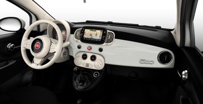 FIAT 500 Dolcevita 1.0 52KW (70 CV) Híbrido blanco interior delantera