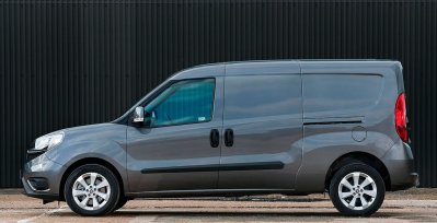 FIAT Doblo Cargo Maxi SX 1.6 Multijet exterior
