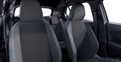 PEUGEOT 2008 ACTIVE PURETECH 100 S&amp;S (MANUAL) Restyling interior trasera
