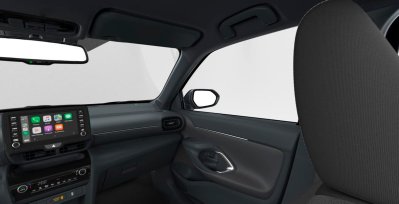 TOYOTA Yaris Cross 120H Active Tech interior perfil