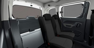 TOYOTA Proace City Combi VX L1 2PL interior trasera