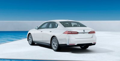 BMW Serie 5 520d nuevo exterior trasera