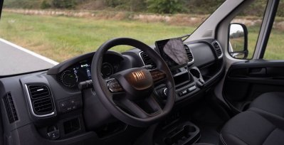 FIAT DUCATO 35 L3H2 MULTIJET (MANUAL) interior delantera