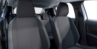 PEUGEOT 208 ACTIVE PURETECH (MANUAL) interior trasera