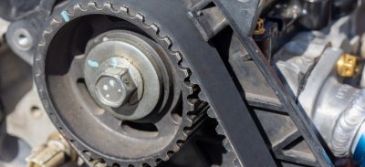¿Cómo cambiar la correa de distribución?