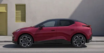 Lynk & Co 02 More 66kW lateral