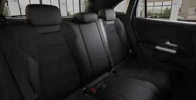 Mercedes-Benz GLA 250e EQ interior trasera