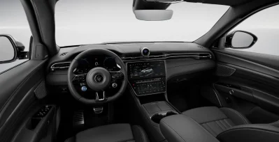 MASERATI Grecale Modena 330 QS interior delantera