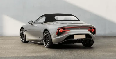 MG Cyberster Trophy Single Motor trasera II