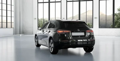 Mercedes-Benz Clase A 200d trasera
