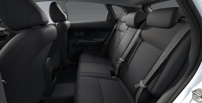 Hyundai-Kona-HEV-Maxx-138CV-interior-trasera.webp