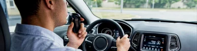 ¿Cómo funciona un alcoholímetro? Claves, sensores y características