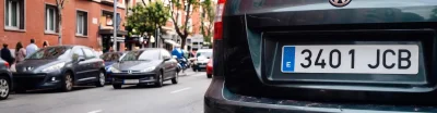 ¿Se puede personalizar la matrícula de un coche en España?