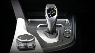 Trucos para conducir un coche automático
