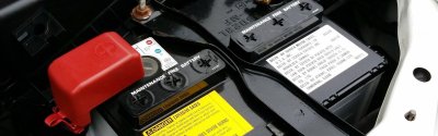¿Cómo arrancar coche sin batería? Aparato para cargarlo - Bateria 2 e1620649376241