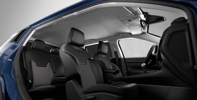 Jeep Compass 1.6 Mjet 130 CV Limited Manual Interior trasera