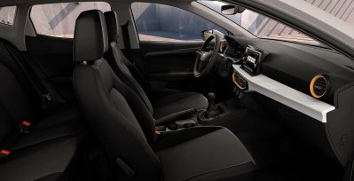 Seat Ibiza Reference interior perfil