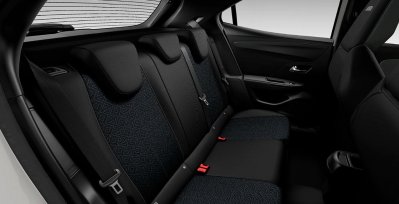OPEL Mokka Edition interior trasera