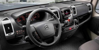 Citröen Jumper L2H2 interior delantera