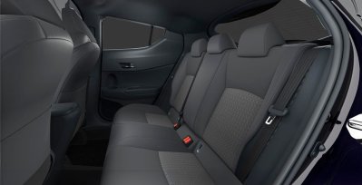 Toyota C-HR 180H Advance interior trasera