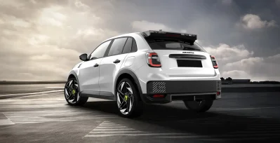 Abarth 600e Turismo trasera