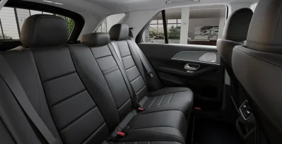 Mercedes-Benz GLE 300d 4MATIC interior trasera
