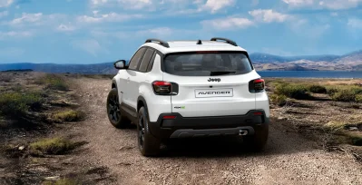 JEEP AVENGER EHYBRID 4xE 136CV (AUTOMÁTICO) exterior trasera