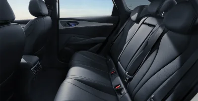 BYD Seal 6 DM-I Boost Touring interior trasera