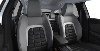 CITROEN-C4-Hybrid-e-DCS6-Max-145CV-interior-trasera.webp
