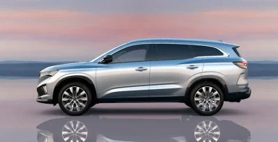 RENAULT-ESPACE-TECHNO-E-TECH-FULL-HYBRID-200CV-gris-lateral.webp