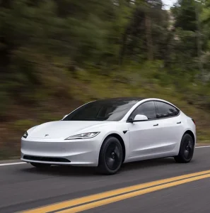 Tesla Model 3 Configurador | Configurar | Simulador - Acabados y diseno del Tesla Model 3