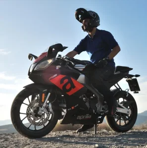 Renting Motos Aprilia | Precios Sin Entrada - Una nueva forma de conducir sin comprar y ahorrando dinero Motos Aprilia