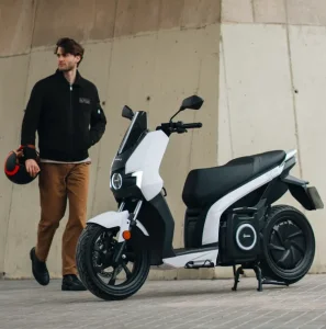 Renting Motos Silence | Precios Sin Entrada - Una nueva forma de conducir sin comprar y ahorrando dinero Motos Silence
