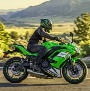 Renting Kawasaki Ninja 650 | Precios Sin Entrada - Una nueva forma de conducir sin comprar y ahorrando dinero Kawasaki Ninja 650