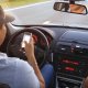 Disfruta de la música favorita de tu móvil en el coche