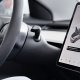 ¡Los coches de Tesla podrán conducir solos por tan solo 3.000€!