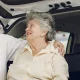 Alquiler de coches para mayores de 70 y el renting como alternativa