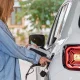 Beneficios fiscales de un coche eléctrico: todas las ventajas que debes conocer
