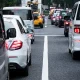 ¿Quién controla la circulación de coches en las ciudades?