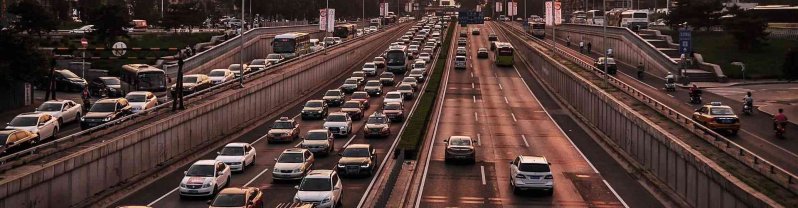 Diferencia entre vía de servicio y área de servicio