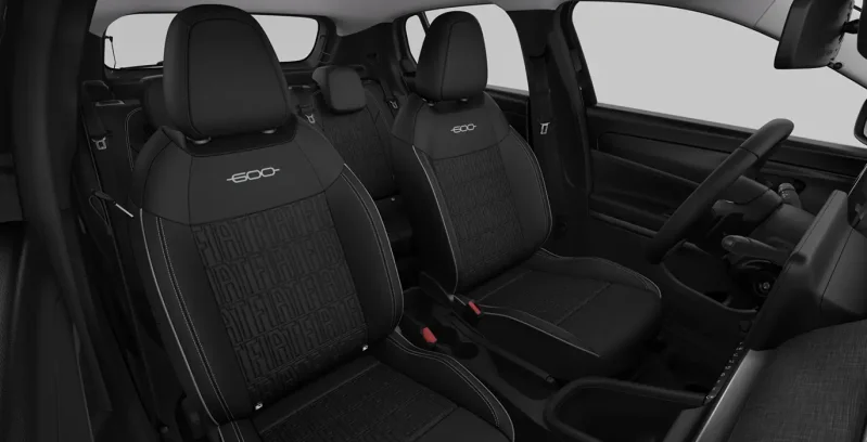 Fiat-600-MHEV-1.2-100cv-DDCT-interior-trasera