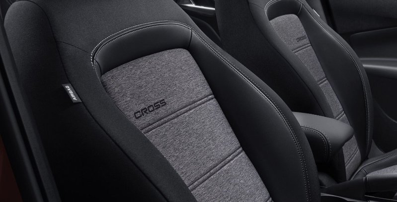 Tipo-Hatchback-Cross-Interiors-zoom-cross-attitude-seats-Desktop-1920x1080