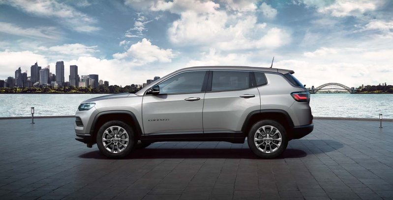 Jeep Compass 1.3 GSE T4 (130CV) Longitude exterior perfil