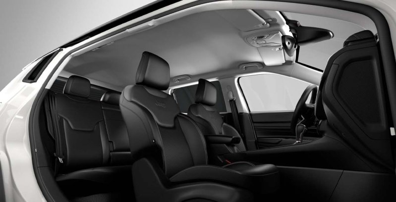 Jeep Compass 4Xe 1.3 PHEV 240CV S AT AWD interior trasera